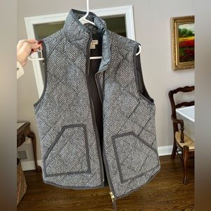 J Crew Gray and White Patterned Vest